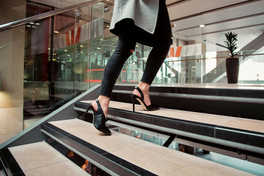 Expert Tips for Confidently Walking in Heels | Sole Shoes