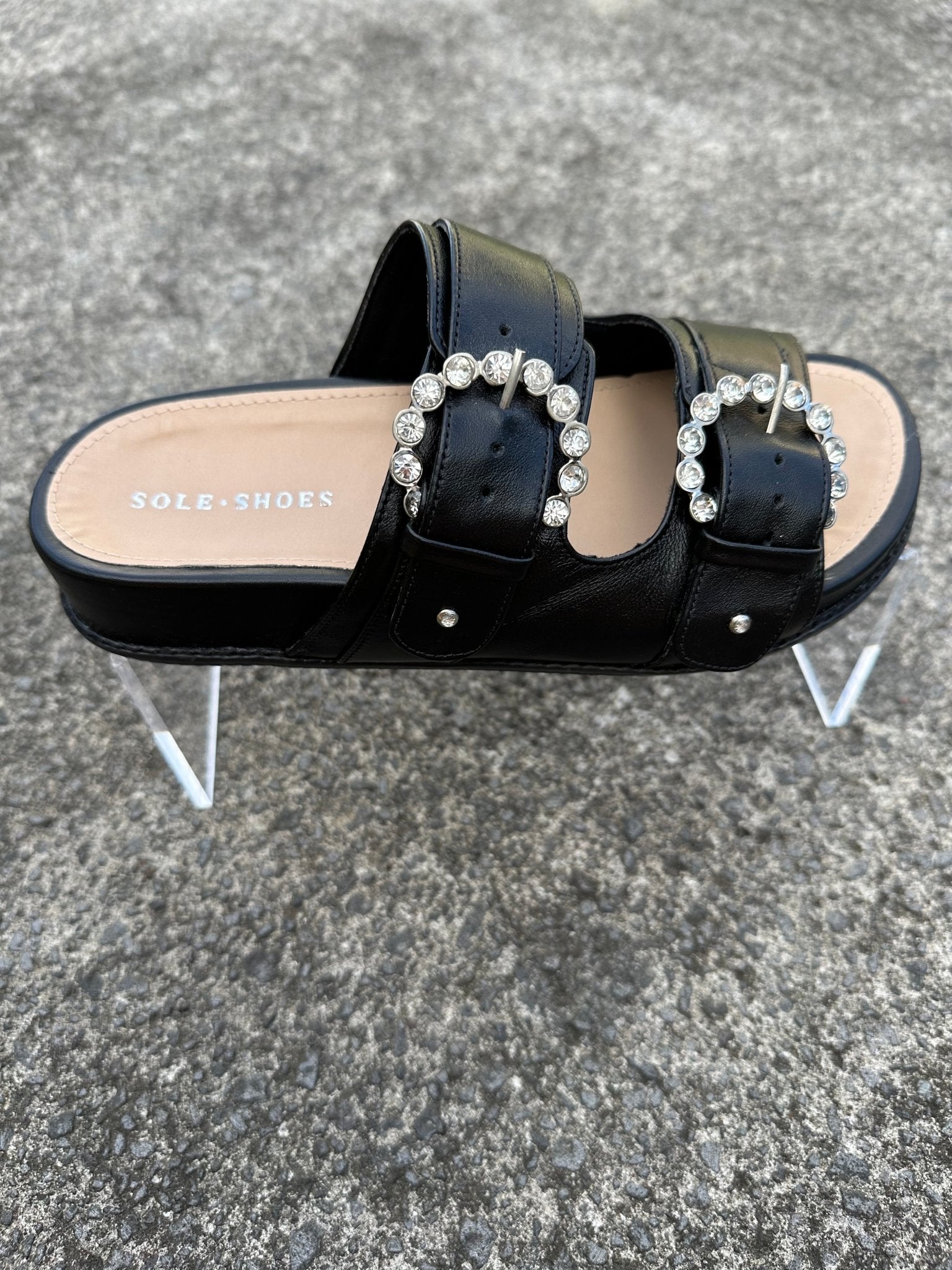 Urban Slides Black Flats by Sole Shoes NZ F25B-36